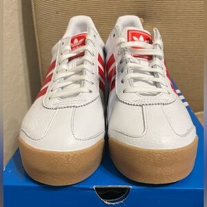 NWT Men’s Adidas Samoa Athletic Sneakers - Size 10